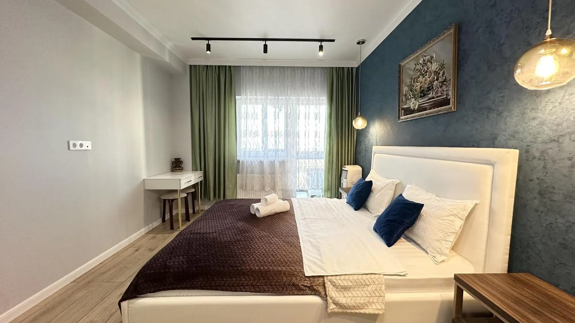 Admiral Apartments Almaty